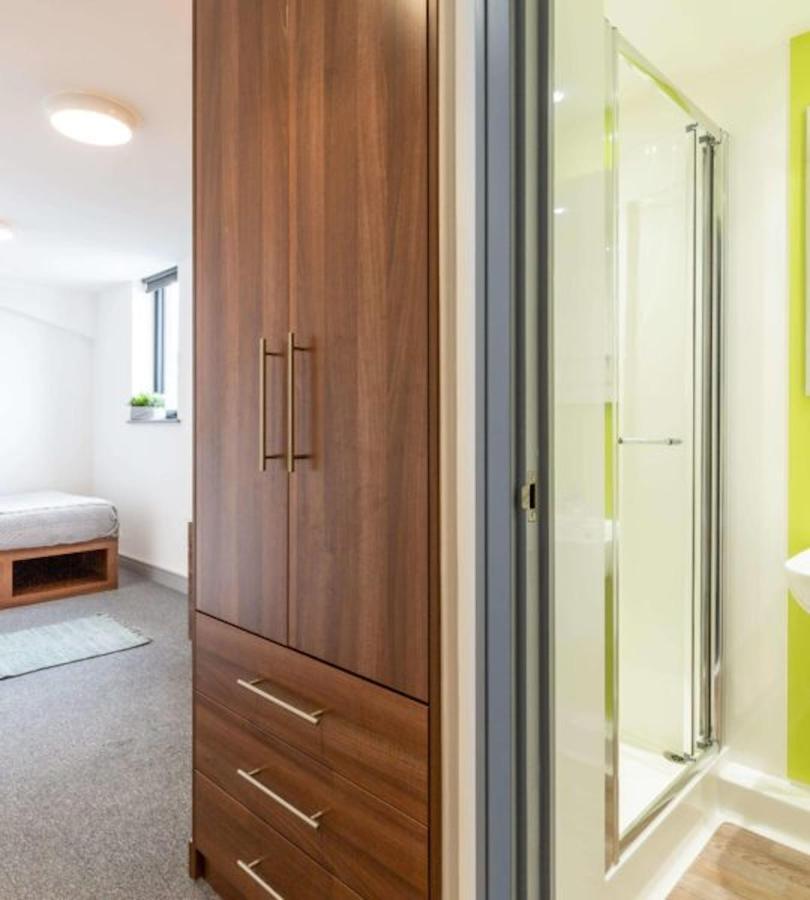 Vibrant Rooms For Students Only, Leeds - Sk Leeds (West Yorkshire) Extérieur photo
