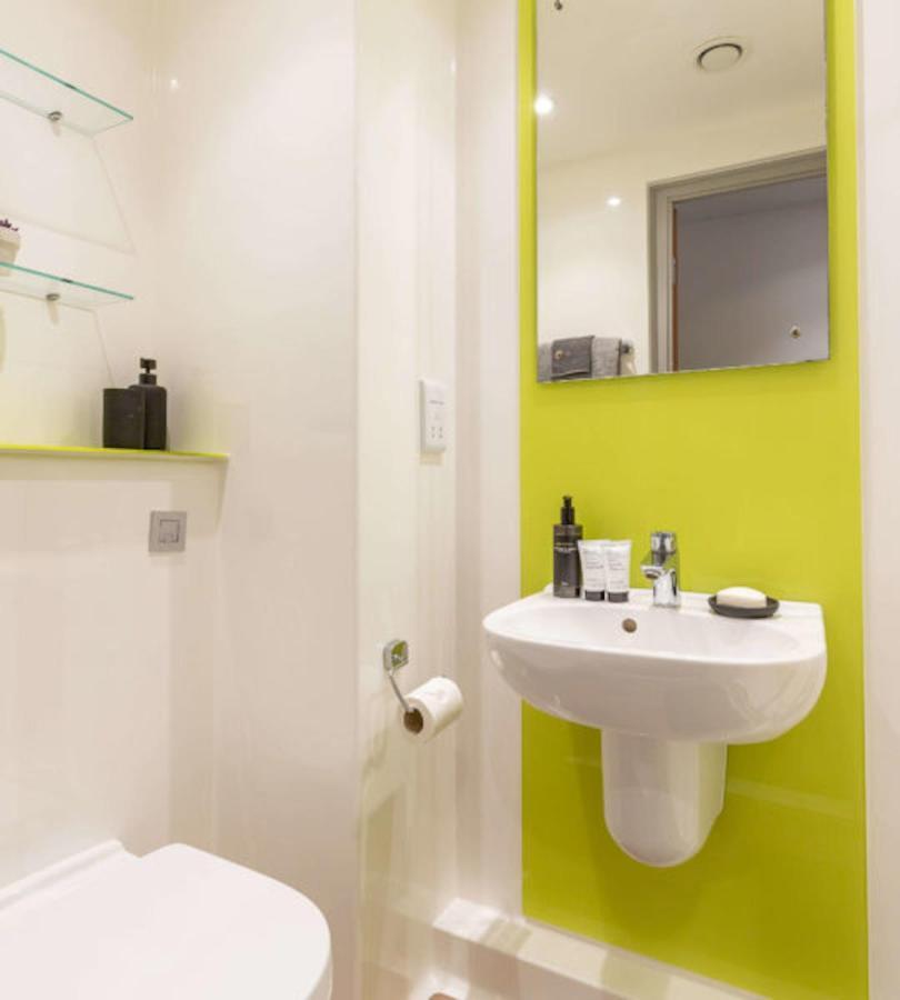 Vibrant Rooms For Students Only, Leeds - Sk Leeds (West Yorkshire) Extérieur photo
